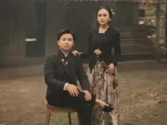 7 estilos pré-casamento para Aksa Uyun Putra Soimah usando vestido clássico javanês como a realeza