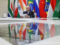 A Parada da Vitória da Rússia não tinha equipamento de proteção. Putin ainda promete vitória