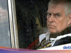 A polícia britânica prendeu o homem que supostamente denunciou Sajam ao príncipe Andrew.