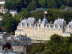 “A política e um fenômeno de celebridade”: o centro da diplomacia francesa, Château d’Eu