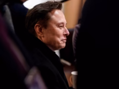A remuneração de Elon Musk para a Tesla no ano passado ultrapassou US$ 158 bilhões
