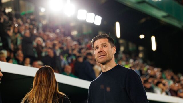 Anuncio-em-breve-Xabi-Alonso-deve-ajudar-os-gigantes-da.jpeg