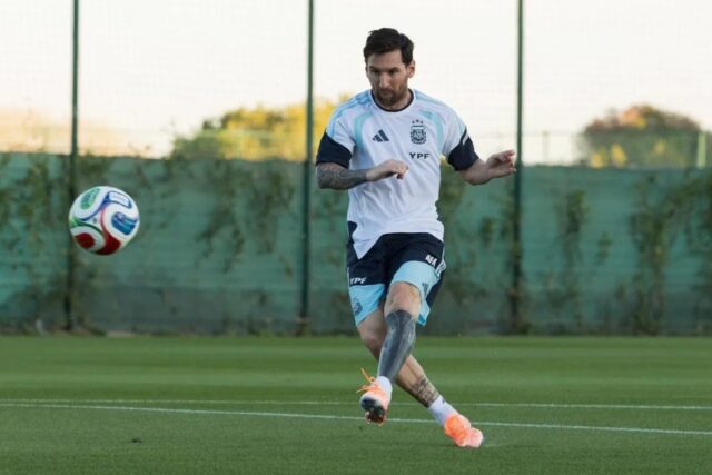 Argentina-anunciou-a-escalacao-final-Messi-participara-da-6a-Copa.jpg