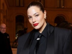 Ashley Graham chama uma injeção para perda de peso de “tapa na cara”.