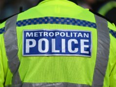 Ataque antissemita em Londres: suspeito acusado após esfaquear duas pessoas