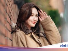 Ayu Ting Ting pediu orações para que ela pudesse fazer o Hajj