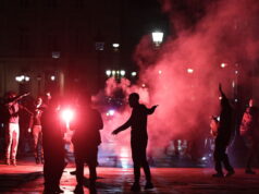 Bayern-PSG (1-1): festa nas ruas de Paris e alguns excessos, marcada por seis detenções e dois feridos