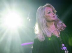 Bonnie Tyler está em coma induzido após cirurgia em Portugal