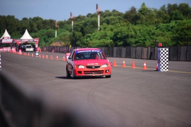 Campeonato-Nacional-de-Drag-Race-intitulado-Simpati-5G-Sulawesi-Drag.jpg