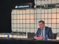Canadá mira nas leis de direitos autorais de IA enquanto avalia as restrições de idade nas redes sociais – WebSummit