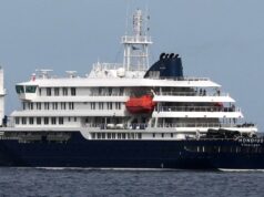 Cerca de 40 passageiros já deixaram o navio infectado pelo Hantavírus na ilha de Santa Helena