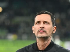 Colônia é provavelmente o novo favorito na procura de um treinador