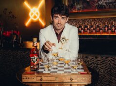 Como o piloto de Fórmula 1 Charles Leclerc desacelera: piano, boa leitura e seu uísque de estreia