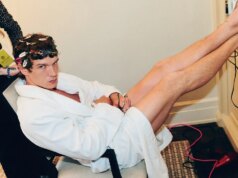 Connor Story ‘Really Not Nervous’ para sua estreia no Met Gala