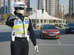 Controlando o trânsito, China implanta oficialmente robôs policiais nas estradas