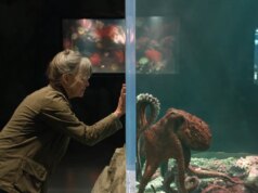 Crítica de ‘Criaturas Incrivelmente Brilhantes’: Adaptação de livro engraçado, sábio e comovente de Sally Field e Louise Pullman Bond sobre um polvo maluco