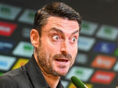 Discurso irado de Riera na mídia: “besteira total”: treinador do Eintracht completamente exausto