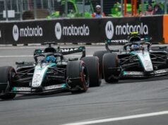 Duelo acirrado na vitória de Antonelli: pilotos da Mercedes levam gotas de suor à testa de seu próprio time