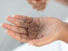 Efeito sério do hábito frequente de puxar o cabelo