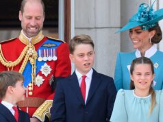 Em qual escola respeitável Kate e William estão cortejando George