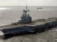 Enquanto as negociações EUA-Irão estagnavam, a França enviou um porta-aviões para o Estreito de Ormuz.