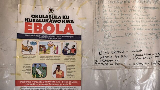 Epidemia-de-Ebola-tres-novos-casos-confirmados-no-Uganda-anunciou.jpg