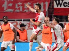Equipe da terceira divisão comemora: Essen venceu Furth na primeira mão da 2ª Bundesliga