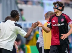 Equipe do Nuremberg contra o Schalke – Zoma de volta, possível troca de goleiro