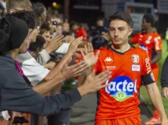 Estádio Laval. “Se cairmos, terei alguma responsabilidade”: o capitão Sam Sanna quer “salvar o clube”.