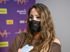 Felicia, estrela sueca do ESC, desmaia