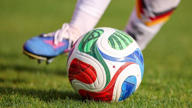 Futebol-feminino-Ex-treinador-do-ano-supostamente-filmou-jogadores-no-chuveiro.jpg