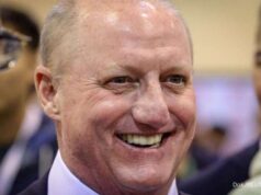 Greg Abel preside a primeira assembleia geral de acionistas da Berkshire; investidores destacam nova era sem Buffett