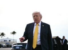 Guerra no Médio Oriente: Donald Trump diz que os EUA estão a ter “conversações muito positivas” com o Irão