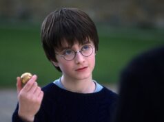 Harry Potter – Harry tem olhos verdes, mas Daniel Radcliffe tem olhos azuis: há uma boa razão pela qual os filmes nunca corrigiram esse erro.