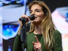 “Já é um sinal há muito tempo”: Yvonne Catterfeld dá novos sinais de vida