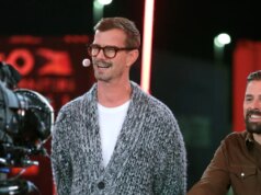 Jocko e Klass: Apresentadores de TV precisam interromper o programa Proseben