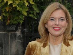 Julia Klöckner: O presidente do Bundestag se destaca em rosa