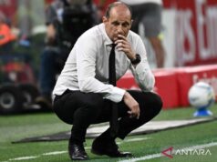 Massimiliano Allegri demitido após AC Milan não conseguir se classificar para a Liga dos Campeões