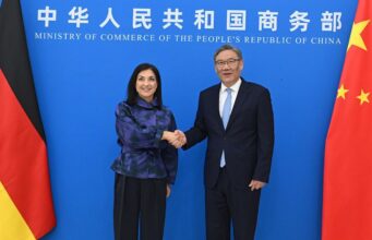 Ministro da Economia da China: Cooperação em vez de Conflito