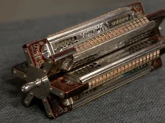 “Money for Rare” em 5 de maio – Uma rara gaita tremolo desencadeia uma guerra de lances