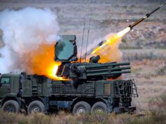 Novo ataque russo à Ucrânia ataca com drones O sistema de defesa aérea Pantir-S torna-se o ‘guarda-costas’ do S-400.