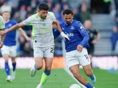 O Manchester City foi derrotado pelo Everton, o Arsenal sentiu o cheiro do troféu da Premier League!