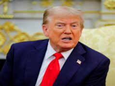O conselho de Trump à China incentiva-a a aumentar a produção nos Estados Unidos para evitar tarifas.