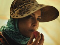 O diretor de “Morangos” aborda a escravidão moderna e a prostituição em seu Cannes. Uma homenagem aos colhedores de frutas marroquinos na Espanha.