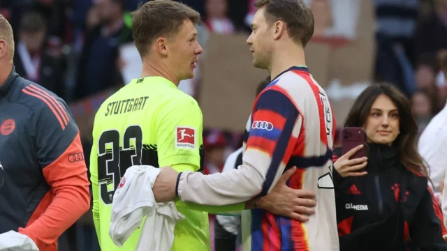 O-goleiro-da-DFB-Nubel-apresenta-ao-FC-Bayern-um.webp