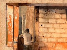 O maior ataque terrorista depois do golpe no Mali. Explosões em diversas cidades, incluindo Bamako Mesmo o exército russo não conseguiu parar a guerra.