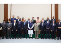 O primeiro-ministro Modi manteve conversações com ministros das Relações Exteriores e chefes de delegações dos países do BRICS.