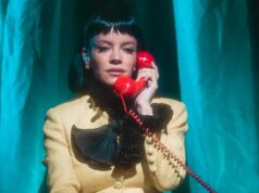 O show solo de Lily Allen é a turnê pop de maior bilheteria do ano. Também é melhor?