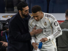 O treinador do Real Madrid convocou Kylian Mbappé para mostrar em campo “a sua contribuição para a nossa equipa”