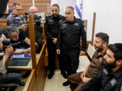 O tribunal israelense prorrogou a detenção de ativistas da flotilha de Gaza por seis dias